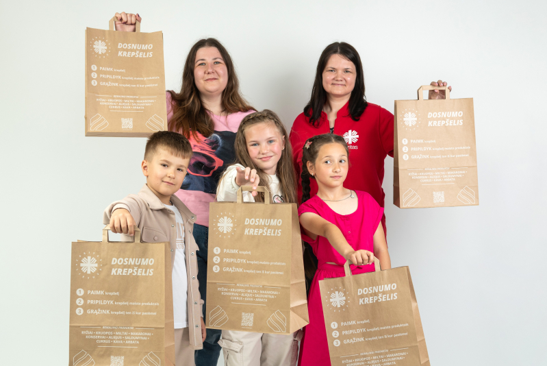 Caritas skelbia „Dosnumo krepšelio“ iniciatyvą: paimk, pripildyk, grąžink